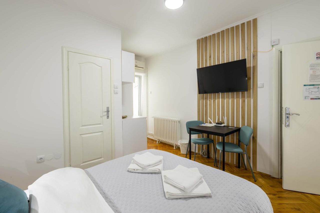 Old Town Rooms Újvidék Kültér fotó